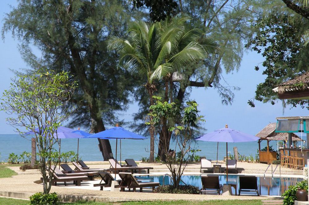 Hive Khaolak Beach Resort (Adults Only) 카오락 외부 사진